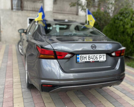 Сірий Ніссан Альтіма, об'ємом двигуна 2.5 л та пробігом 37 тис. км за 17000 $, фото 9 на Automoto.ua