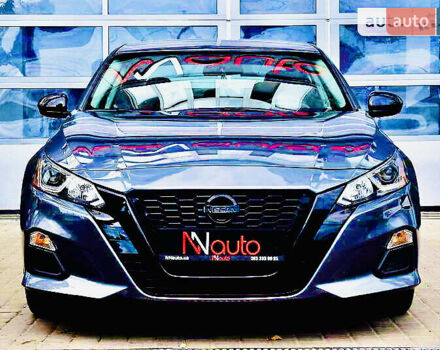 Сірий Ніссан Альтіма, об'ємом двигуна 2.5 л та пробігом 37 тис. км за 17000 $, фото 10 на Automoto.ua