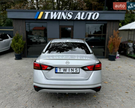 Сірий Ніссан Альтіма, об'ємом двигуна 2.5 л та пробігом 82 тис. км за 14500 $, фото 20 на Automoto.ua