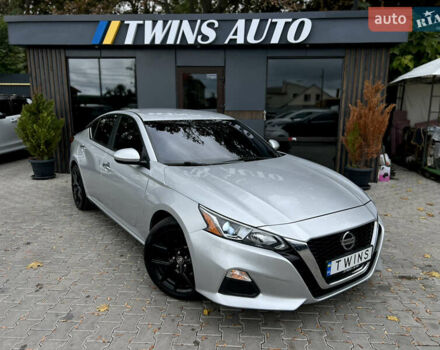 Сірий Ніссан Альтіма, об'ємом двигуна 2.5 л та пробігом 82 тис. км за 14500 $, фото 14 на Automoto.ua