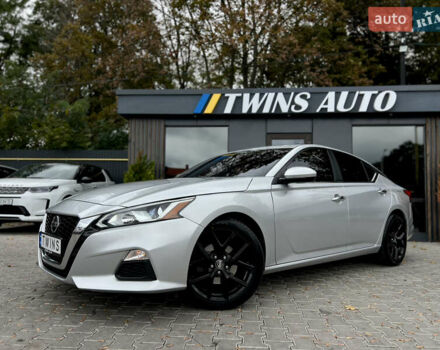 Сірий Ніссан Альтіма, об'ємом двигуна 2.5 л та пробігом 82 тис. км за 14500 $, фото 11 на Automoto.ua