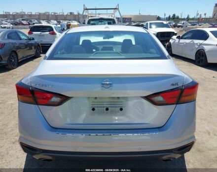 Серый Ниссан Альтима, объемом двигателя 2.5 л и пробегом 99 тыс. км за 11500 $, фото 3 на Automoto.ua