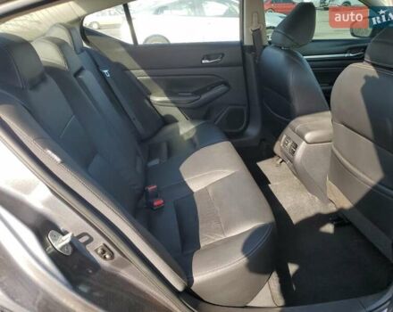 Серый Ниссан Альтима, объемом двигателя 2.49 л и пробегом 136 тыс. км за 2800 $, фото 9 на Automoto.ua