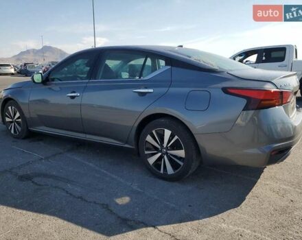 Серый Ниссан Альтима, объемом двигателя 2.49 л и пробегом 136 тыс. км за 2800 $, фото 1 на Automoto.ua