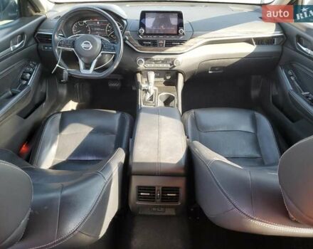 Серый Ниссан Альтима, объемом двигателя 2.49 л и пробегом 136 тыс. км за 2800 $, фото 7 на Automoto.ua