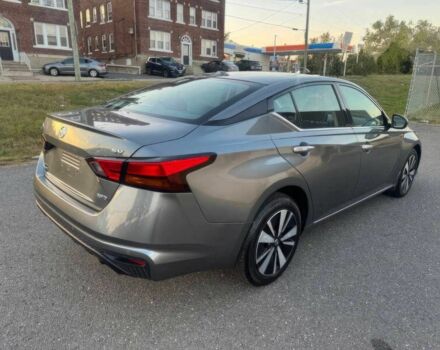 Серый Ниссан Альтима, объемом двигателя 2.5 л и пробегом 43 тыс. км за 8700 $, фото 3 на Automoto.ua