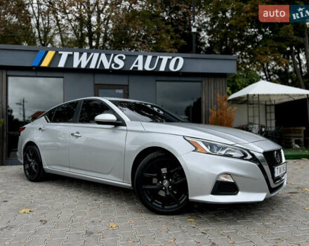 Сірий Ніссан Альтіма, об'ємом двигуна 2.5 л та пробігом 82 тис. км за 14500 $, фото 15 на Automoto.ua