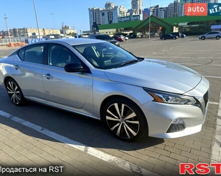 Серый Ниссан Альтима, объемом двигателя 2.5 л и пробегом 28 тыс. км за 16900 $, фото 5 на Automoto.ua