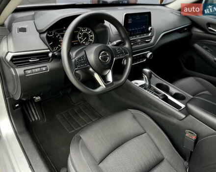 Сірий Ніссан Альтіма, об'ємом двигуна 2.5 л та пробігом 82 тис. км за 14500 $, фото 24 на Automoto.ua