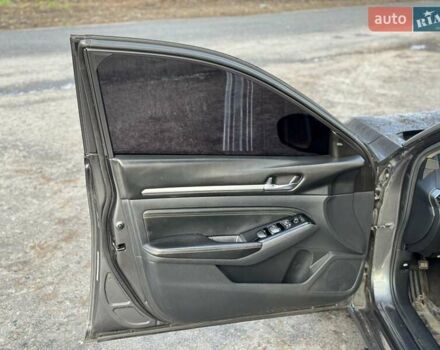 Серый Ниссан Альтима, объемом двигателя 2.49 л и пробегом 144 тыс. км за 17999 $, фото 13 на Automoto.ua