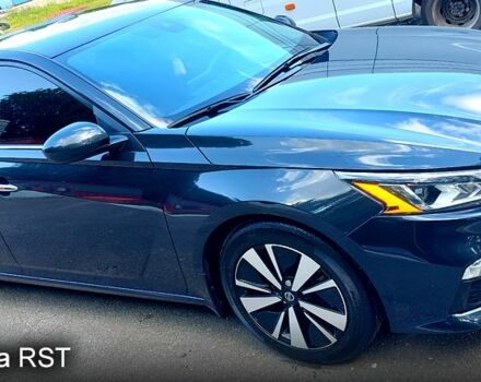 Серый Ниссан Альтима, объемом двигателя 2.5 л и пробегом 27 тыс. км за 22200 $, фото 1 на Automoto.ua