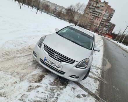 Серый Ниссан Альтима, объемом двигателя 2.5 л и пробегом 185 тыс. км за 8200 $, фото 1 на Automoto.ua