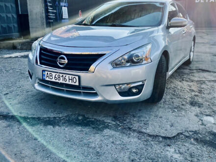 Ниссан Альтима 2013 в Киеве на Automoto.ua Серый Ниссан Альтима, объемом двигателя 2.5 л и пробегом 185 тыс. км за 8300 $, фото 1 на Automoto.ua