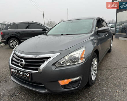 Серый Ниссан Альтима, объемом двигателя 2.49 л и пробегом 255 тыс. км за 10490 $, фото 1 на Automoto.ua