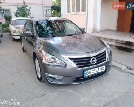 Серый Ниссан Альтима, объемом двигателя 2.5 л и пробегом 214 тыс. км за 8900 $, фото 1 на Automoto.ua