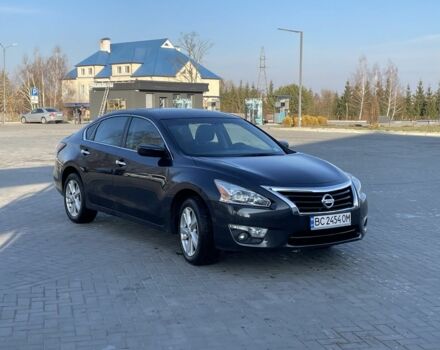 Сірий Ніссан Альтіма, об'ємом двигуна 2.5 л та пробігом 150 тис. км за 9500 $, фото 1 на Automoto.ua