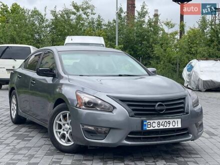 Ниссан Альтима 2015 в Львове на Automoto.ua Серый Ниссан Альтима, объемом двигателя 2.5 л и пробегом 178 тыс. км за 7500 $, фото 1 на Automoto.ua