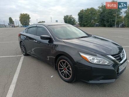 Ніссан Альтіма 2016 у Буче на Automoto.ua Сірий Ніссан Альтіма, об'ємом двигуна 2.49 л та пробігом 209 тис. км за 10000 $, фото 1 на Automoto.ua