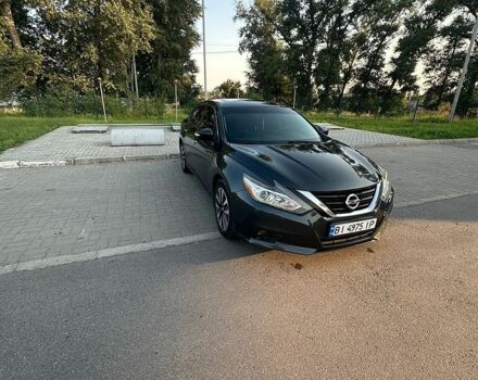 Сірий Ніссан Альтіма, об'ємом двигуна 2.49 л та пробігом 117 тис. км за 10600 $, фото 1 на Automoto.ua