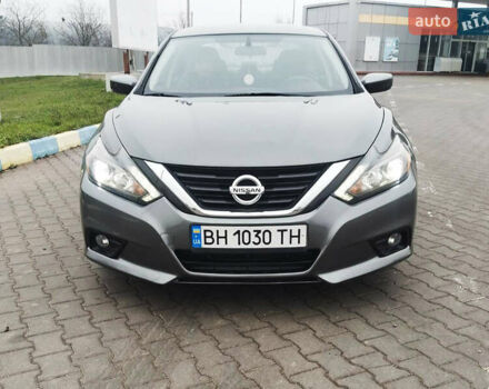 Сірий Ніссан Альтіма, об'ємом двигуна 2.5 л та пробігом 190 тис. км за 9300 $, фото 1 на Automoto.ua