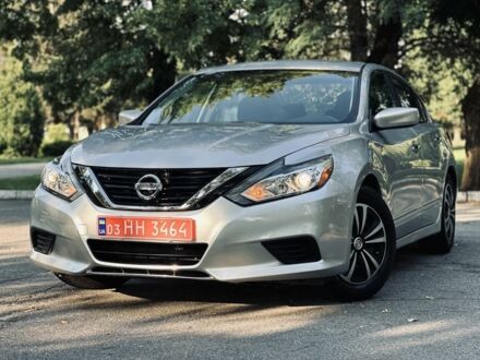Серый Ниссан Альтима, объемом двигателя 2.5 л и пробегом 76 тыс. км за 10499 $, фото 1 на Automoto.ua
