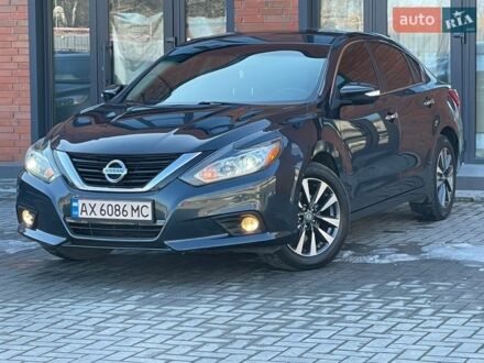 Серый Ниссан Альтима, объемом двигателя 2.49 л и пробегом 110 тыс. км за 10500 $, фото 1 на Automoto.ua