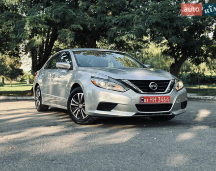 Серый Ниссан Альтима, объемом двигателя 2.49 л и пробегом 76 тыс. км за 10499 $, фото 1 на Automoto.ua
