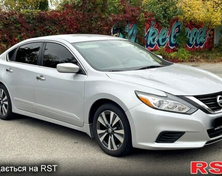 Серый Ниссан Альтима, объемом двигателя 2.5 л и пробегом 75 тыс. км за 10900 $, фото 1 на Automoto.ua