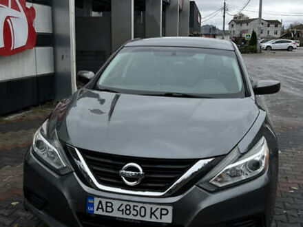Серый Ниссан Альтима, объемом двигателя 2.49 л и пробегом 94 тыс. км за 13800 $, фото 1 на Automoto.ua
