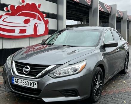Серый Ниссан Альтима, объемом двигателя 2.5 л и пробегом 95 тыс. км за 12300 $, фото 1 на Automoto.ua