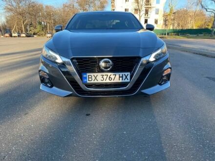 Серый Ниссан Альтима, объемом двигателя 2.5 л и пробегом 62 тыс. км за 14153 $, фото 1 на Automoto.ua