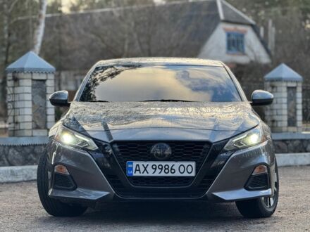 Серый Ниссан Альтима, объемом двигателя 2.5 л и пробегом 144 тыс. км за 17999 $, фото 1 на Automoto.ua