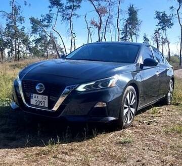 Ніссан Альтіма 2022 у Харкові на Automoto.ua Сірий Ніссан Альтіма, об'ємом двигуна 2.49 л та пробігом 27 тис. км за 21790 $, фото 1 на Automoto.ua