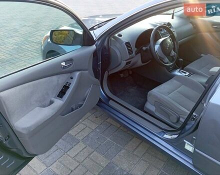 Синій Ніссан Альтіма, об'ємом двигуна 2.49 л та пробігом 156 тис. км за 6500 $, фото 6 на Automoto.ua