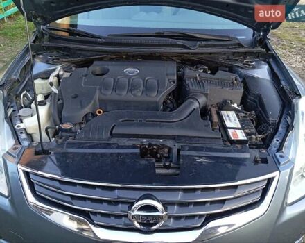 Синій Ніссан Альтіма, об'ємом двигуна 2.49 л та пробігом 156 тис. км за 6500 $, фото 17 на Automoto.ua