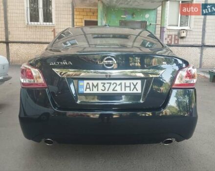 Синий Ниссан Альтима, объемом двигателя 2.49 л и пробегом 246 тыс. км за 8900 $, фото 5 на Automoto.ua
