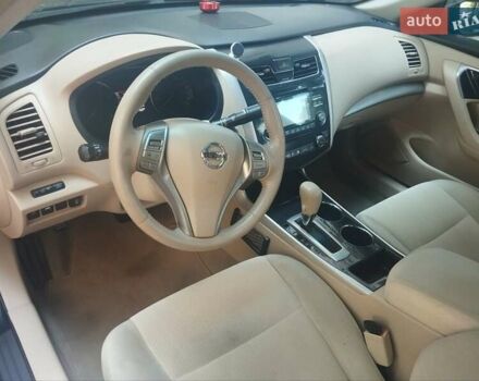 Синий Ниссан Альтима, объемом двигателя 2.49 л и пробегом 247 тыс. км за 8300 $, фото 10 на Automoto.ua