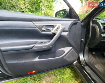 Синій Ніссан Альтіма, об'ємом двигуна 2.5 л та пробігом 153 тис. км за 8721 $, фото 15 на Automoto.ua