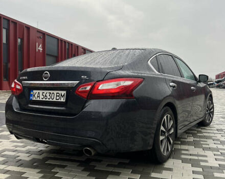 Синий Ниссан Альтима, объемом двигателя 2.49 л и пробегом 122 тыс. км за 12500 $, фото 6 на Automoto.ua