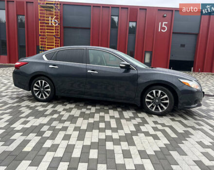 Синий Ниссан Альтима, объемом двигателя 2.49 л и пробегом 122 тыс. км за 12500 $, фото 4 на Automoto.ua