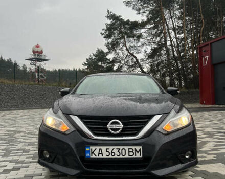 Синий Ниссан Альтима, объемом двигателя 2.49 л и пробегом 122 тыс. км за 12500 $, фото 2 на Automoto.ua