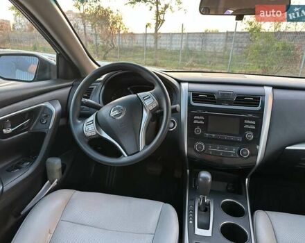 Синий Ниссан Альтима, объемом двигателя 2.5 л и пробегом 98 тыс. км за 9900 $, фото 13 на Automoto.ua