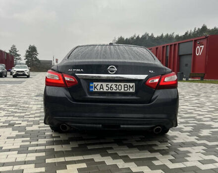 Синий Ниссан Альтима, объемом двигателя 2.49 л и пробегом 122 тыс. км за 12500 $, фото 7 на Automoto.ua