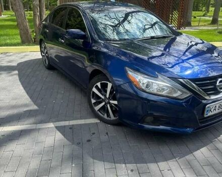Синий Ниссан Альтима, объемом двигателя 2.49 л и пробегом 210 тыс. км за 10700 $, фото 5 на Automoto.ua