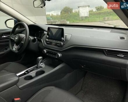 Синий Ниссан Альтима, объемом двигателя 2.49 л и пробегом 112 тыс. км за 15500 $, фото 13 на Automoto.ua