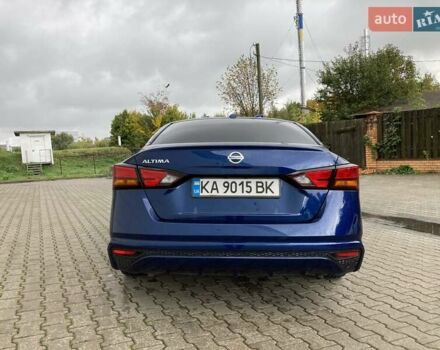 Синий Ниссан Альтима, объемом двигателя 2.49 л и пробегом 112 тыс. км за 15500 $, фото 4 на Automoto.ua