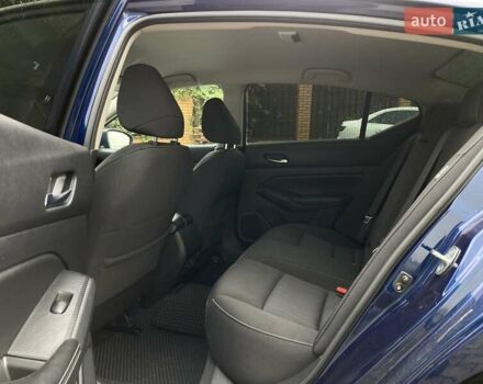 Синий Ниссан Альтима, объемом двигателя 2.49 л и пробегом 112 тыс. км за 15500 $, фото 9 на Automoto.ua