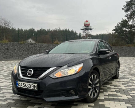 Синий Ниссан Альтима, объемом двигателя 2.49 л и пробегом 122 тыс. км за 12500 $, фото 1 на Automoto.ua