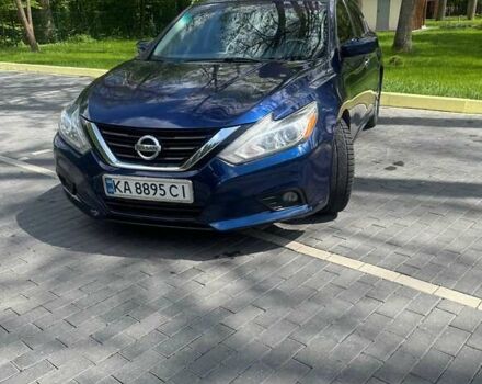 Синий Ниссан Альтима, объемом двигателя 2.49 л и пробегом 220 тыс. км за 10400 $, фото 1 на Automoto.ua