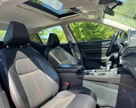 Помаранчевий Ніссан Альтіма, об'ємом двигуна 2.5 л та пробігом 40 тис. км за 8000 $, фото 8 на Automoto.ua